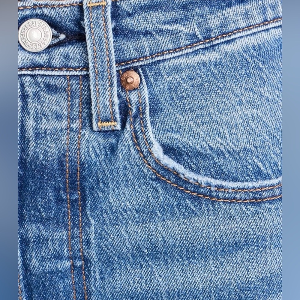 Levi’s | Ribcage Straight Ankle Jeans - Picture 5 of 7